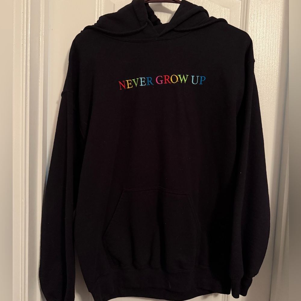 Black 'Never Grow Up' Hoodie